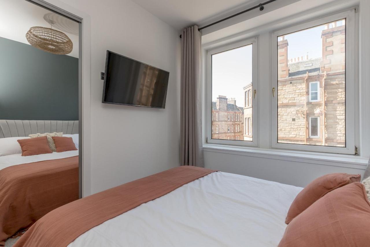 Pass The Keys Stunning 3 Bed Loft Style Apt With Free Parking EDI Exterior foto