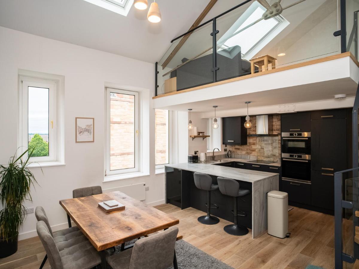 Pass The Keys Stunning 3 Bed Loft Style Apt With Free Parking EDI Exterior foto